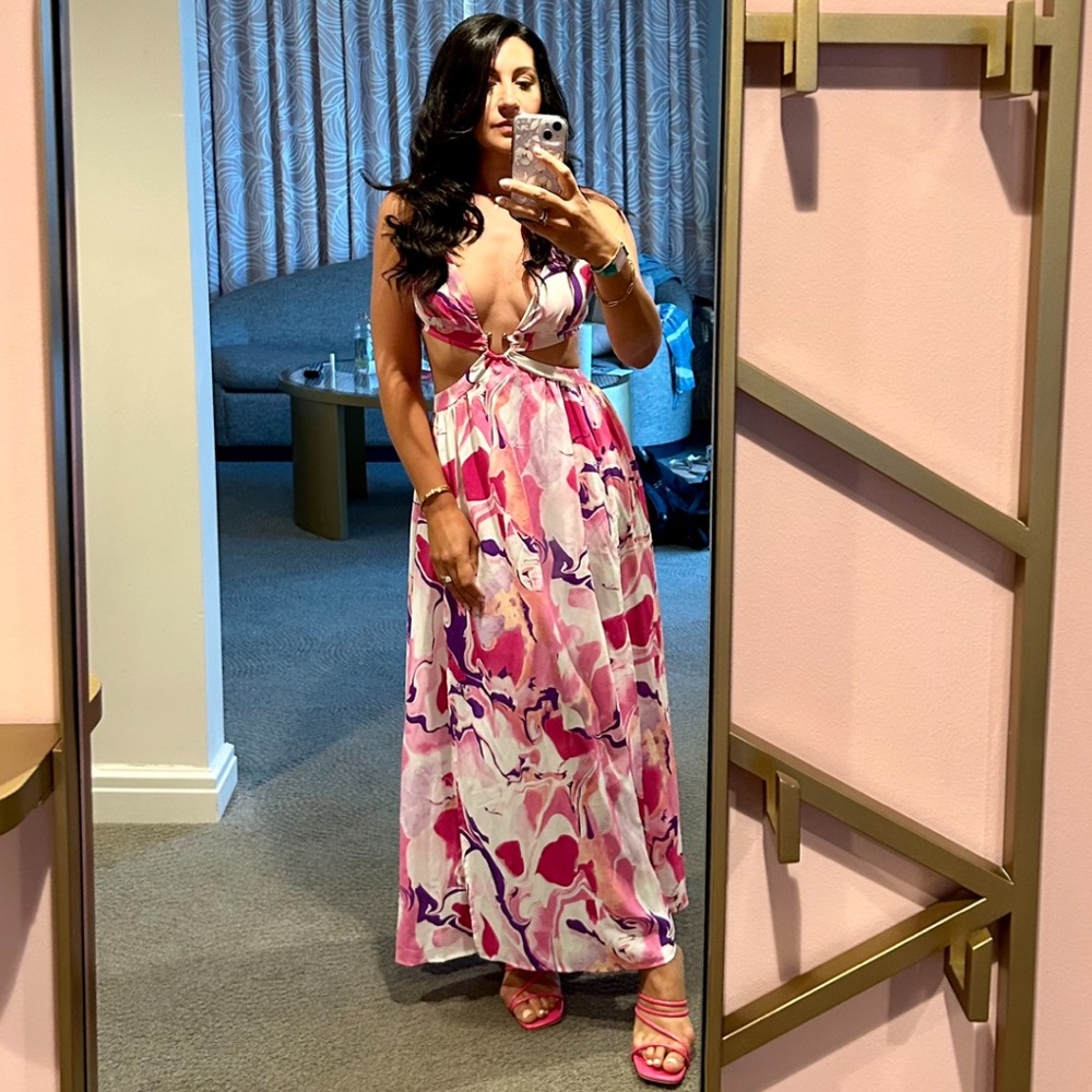 Pink maxi Dress with open sides and back